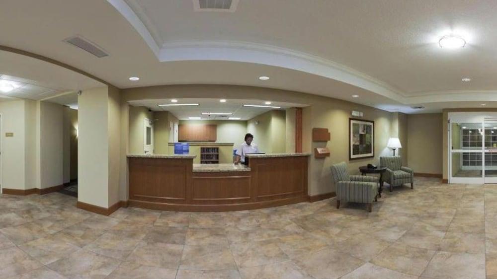 Candlewood Suites Indianapolis East By Ihg Exterior photo