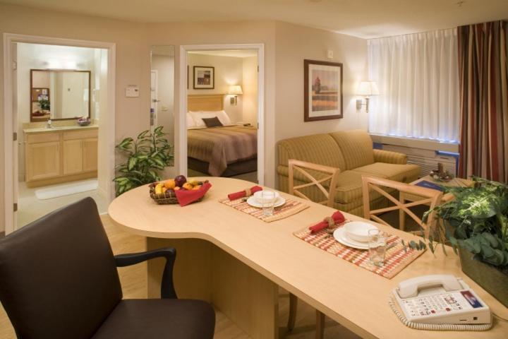 Candlewood Suites Indianapolis East By Ihg Exterior photo