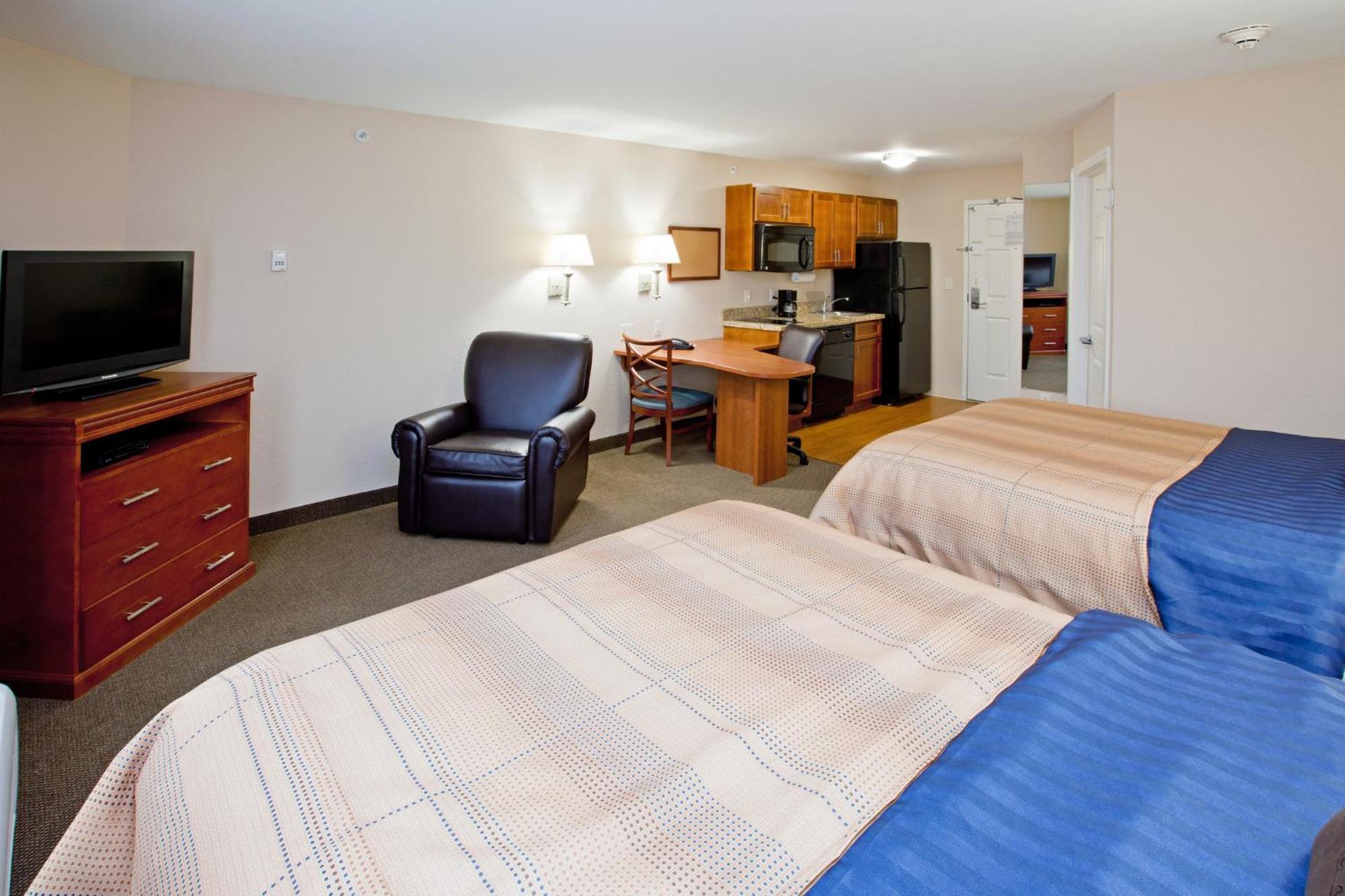 Candlewood Suites Indianapolis East By Ihg Exterior photo