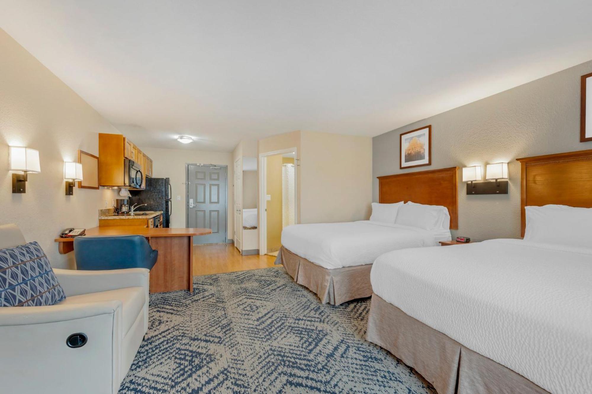 Candlewood Suites Indianapolis East By Ihg Exterior photo