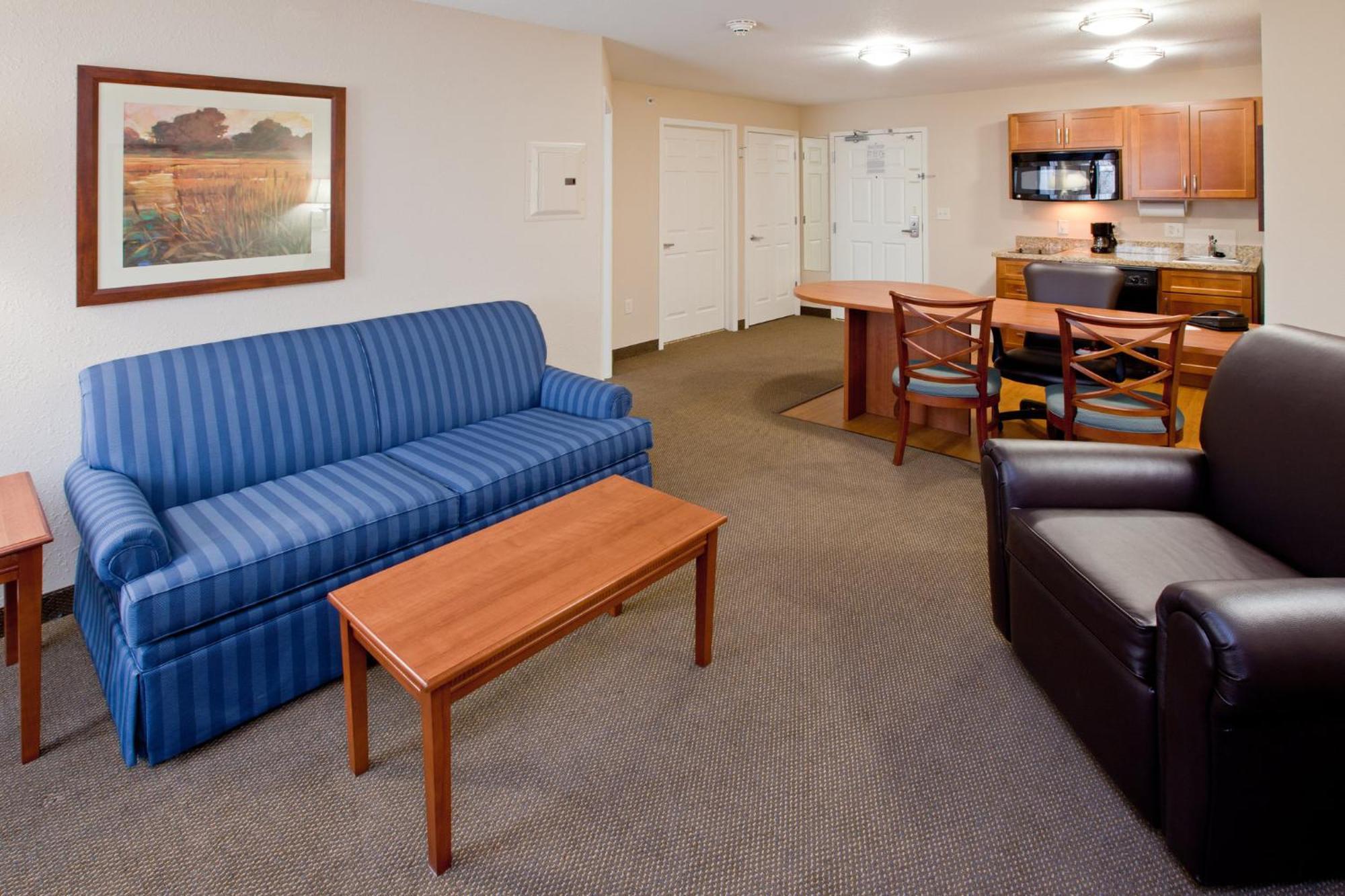 Candlewood Suites Indianapolis East By Ihg Exterior photo