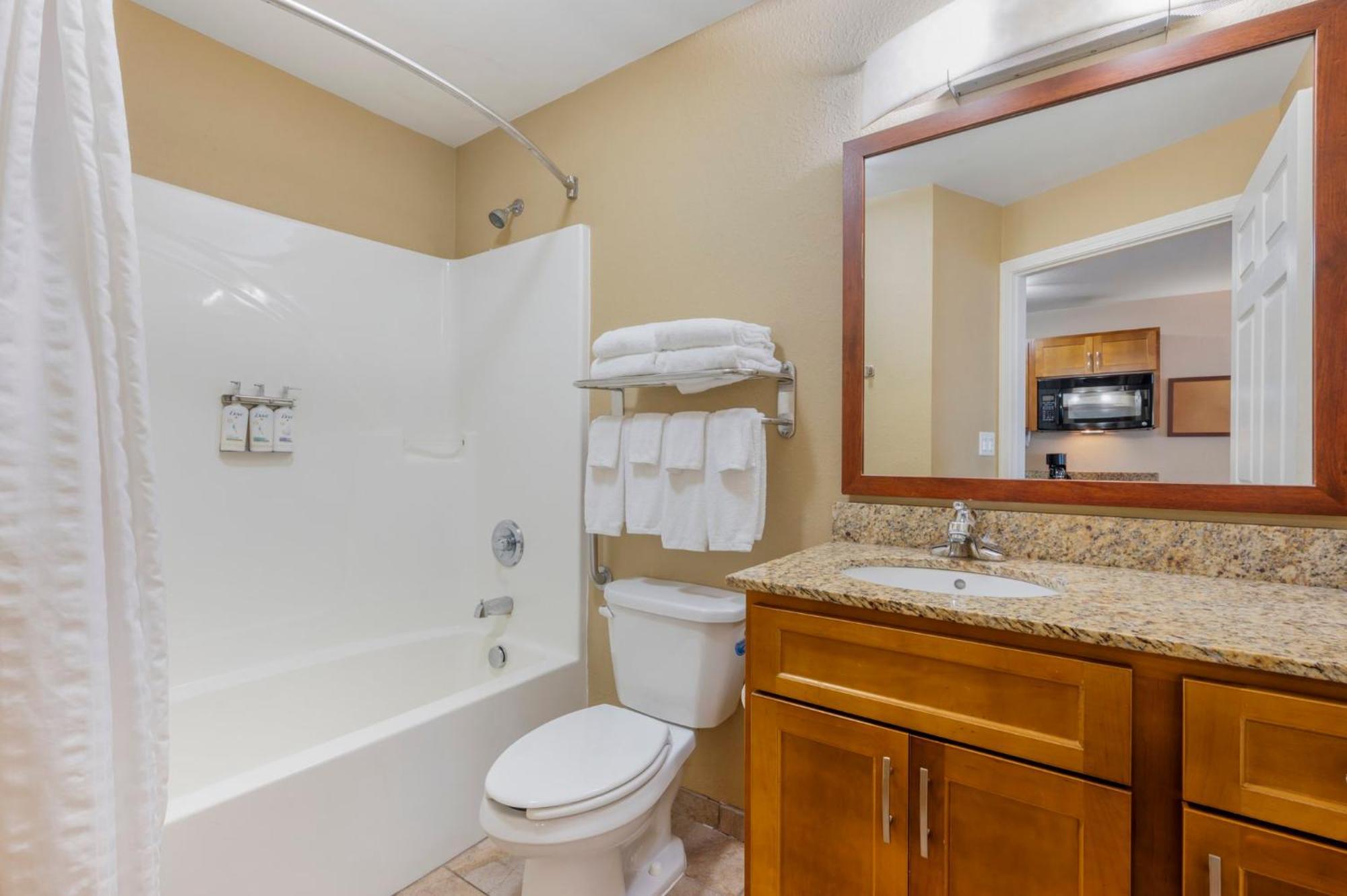 Candlewood Suites Indianapolis East By Ihg Exterior photo