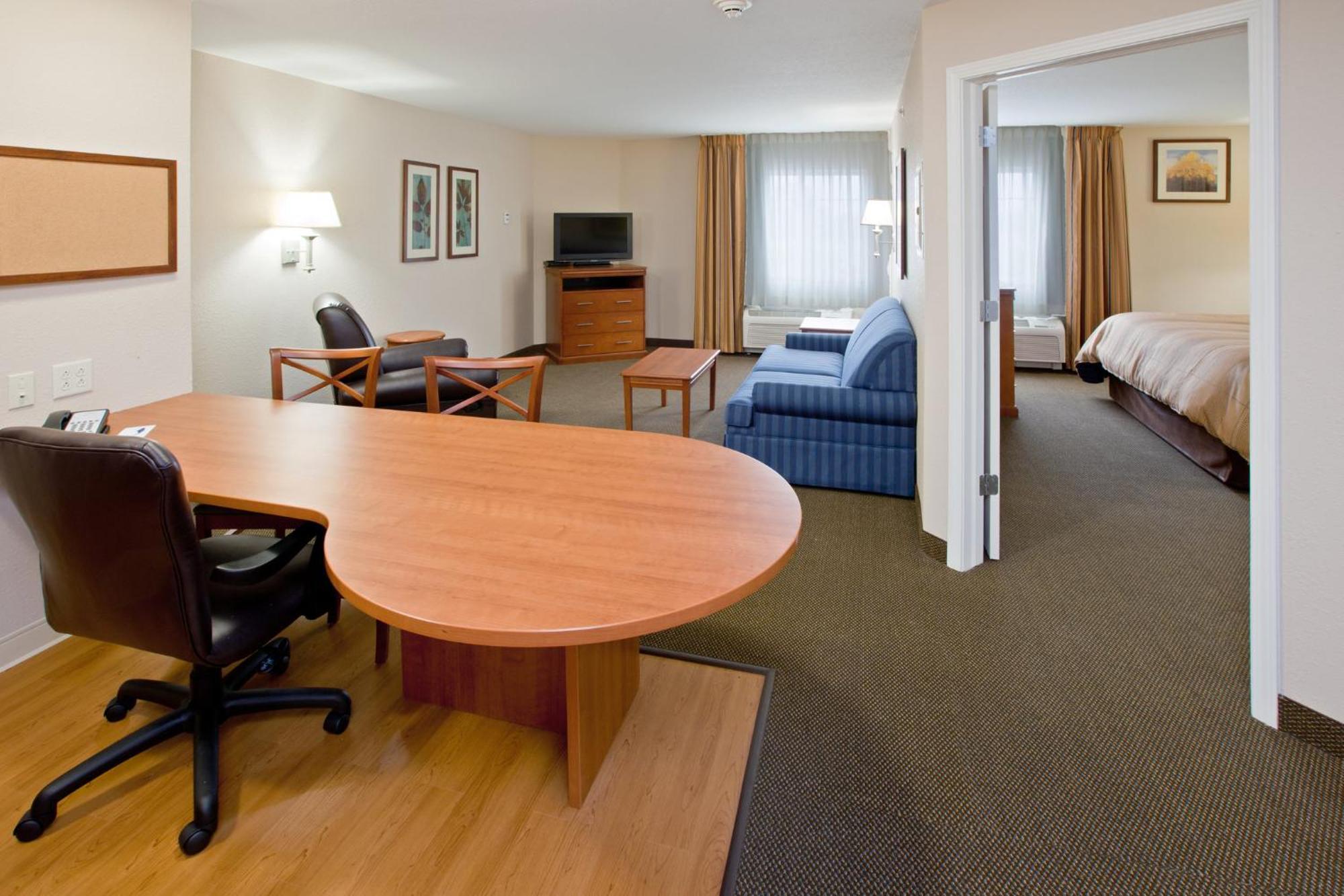 Candlewood Suites Indianapolis East By Ihg Exterior photo
