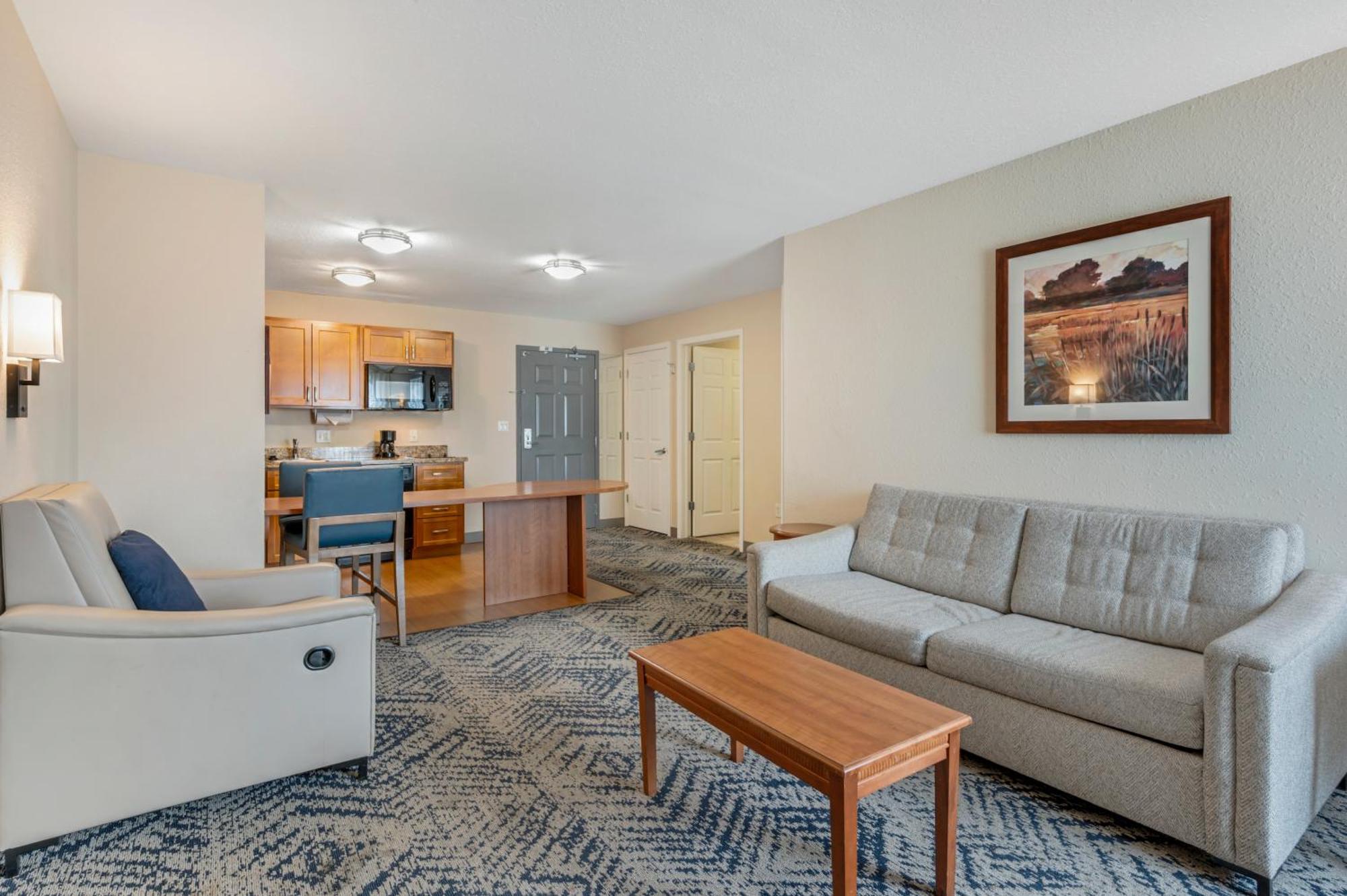 Candlewood Suites Indianapolis East By Ihg Exterior photo