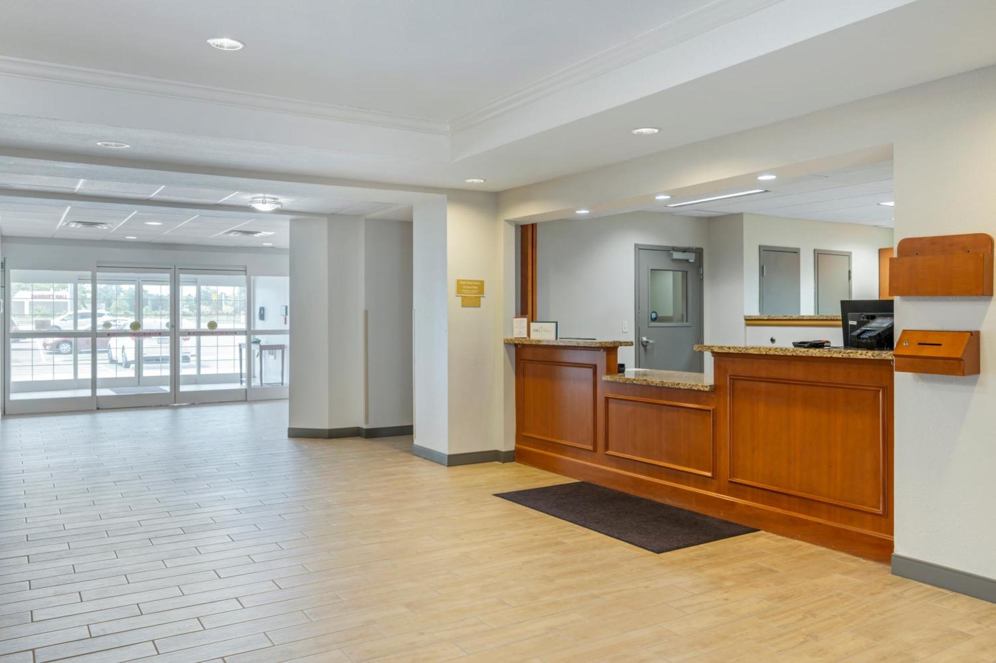 Candlewood Suites Indianapolis East By Ihg Exterior photo