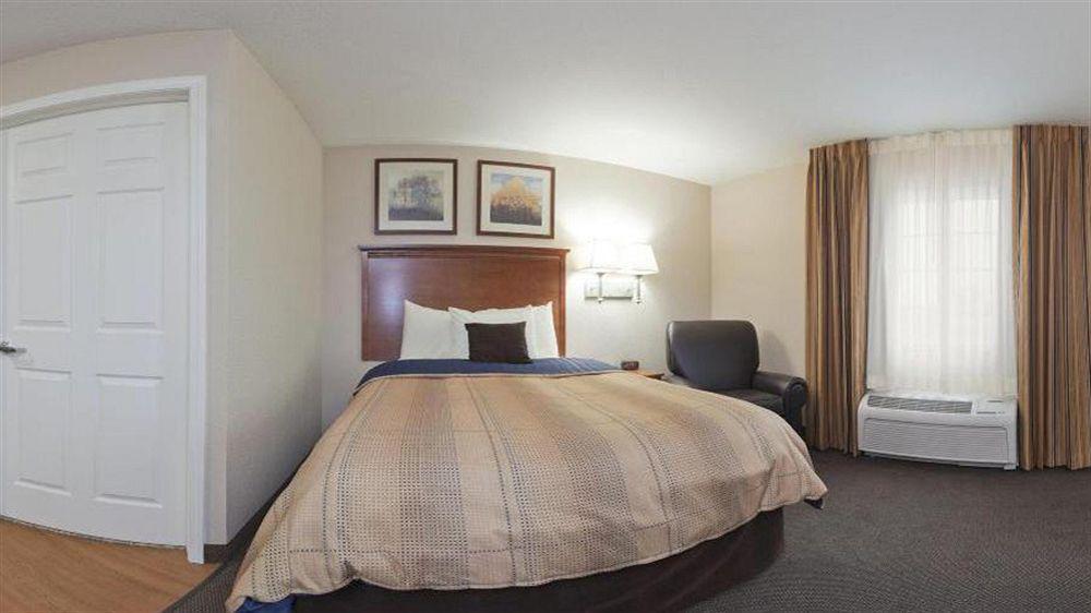 Candlewood Suites Indianapolis East By Ihg Exterior photo